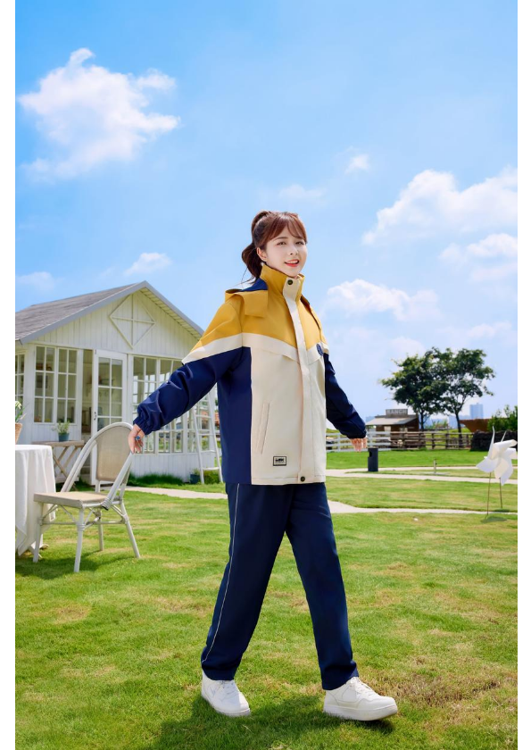 高性价比教师冲锋衣